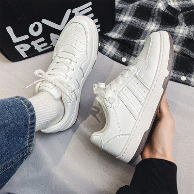 Ανδρικά sneakers με κορδόνια και επίπεδη σόλα - πολλά χρώματα