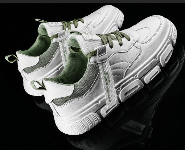 Paeltega meeste sporditossud - valget värvi