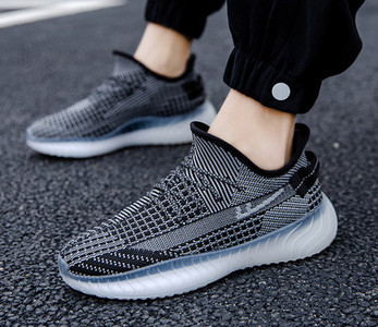 Meeste tossud igapäevaeluks ja sportimiseks - mitu mudelit