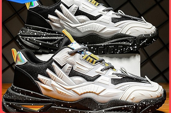 Kareda tallaga meeste tossud sportimiseks ja igapäevaeluks