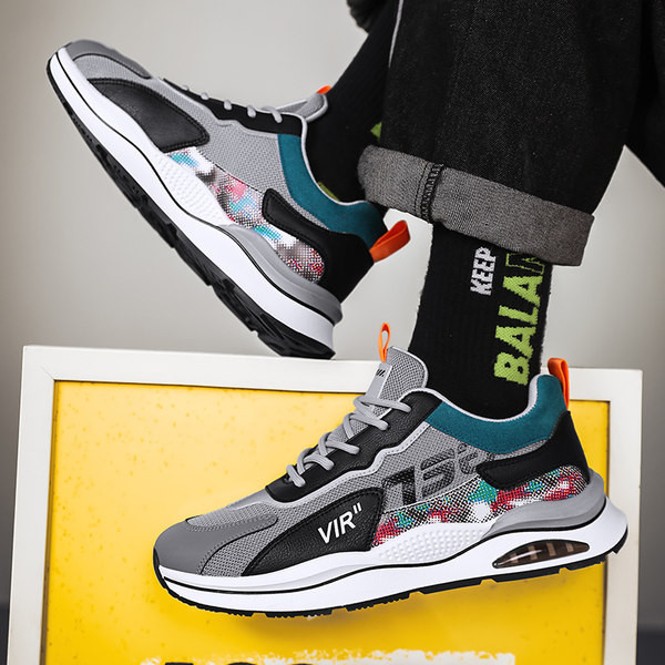 Öko-nahast ja tekstiilist meeste tossud - mitu mudelit