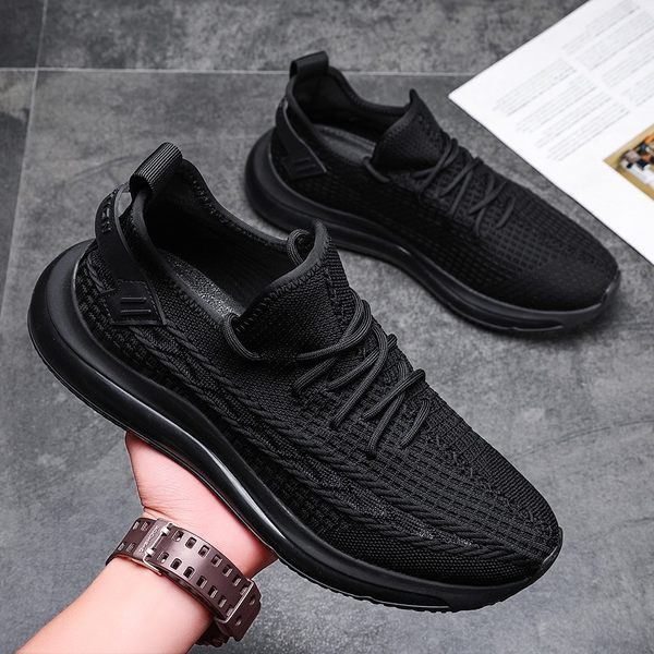 Мъжки текстилни маратонки от дишаща материя - с връзки