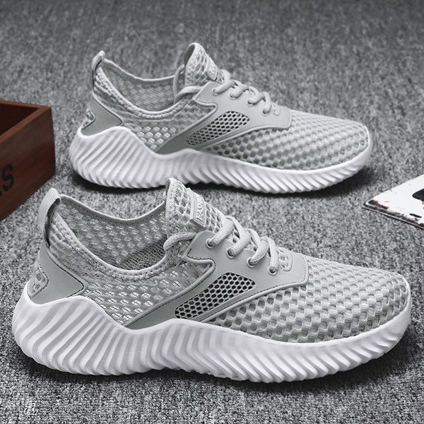 Mitmes värvitoonis lipsudega tekstiilist vedrutossud