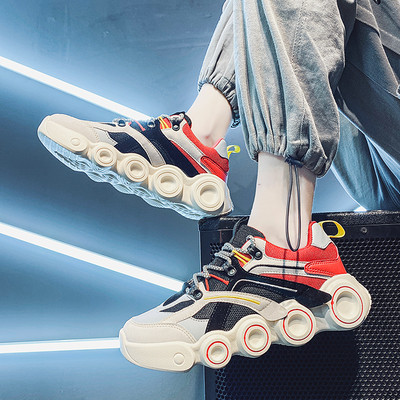 Νέο μοντέλο από χρωματιστά ανδρικά sneakers με τραχιά σόλα