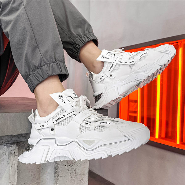 Kareda tallaga meeste tossude uus mudel