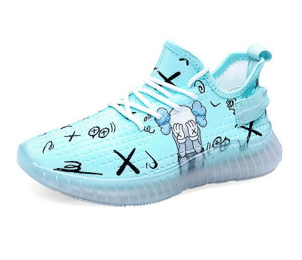 Férfi sportcipő mintával