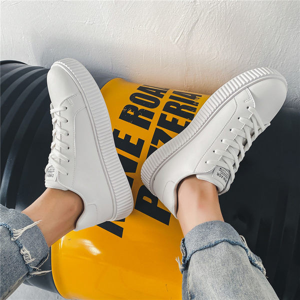 Lameda tallaga nahast meeste tossud