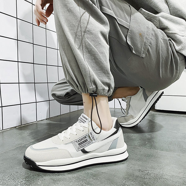 Öko-nahast ja võrkkangast valmistatud meeste vabaaja tossud