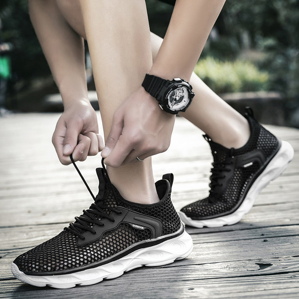 Hingavast kangast paeltega meeste tossud