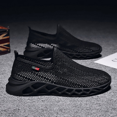 Kareda tallaga tekstiilist meeste tossud