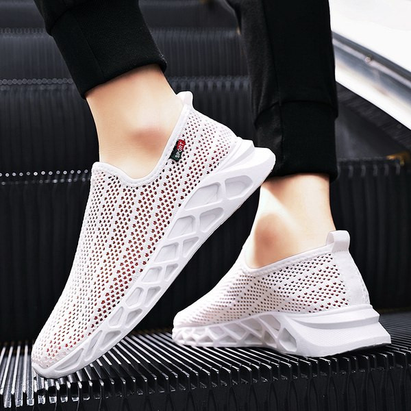 Kareda tallaga tekstiilist meeste tossud