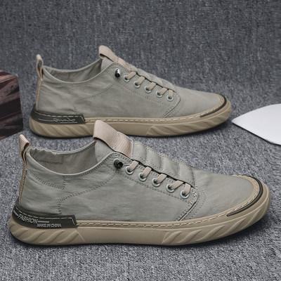 Meeste kunstnahast tossud neljas värvitoonis