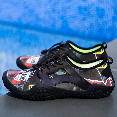 Tekstiilist tossud sportimiseks või rannas