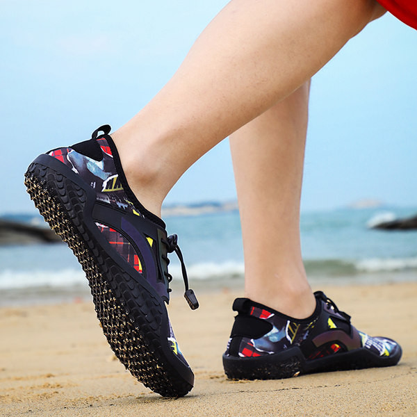 Tekstiilist tossud sportimiseks või rannas