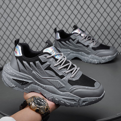 Мъжки спортни маратонки с груба подметка и връзки