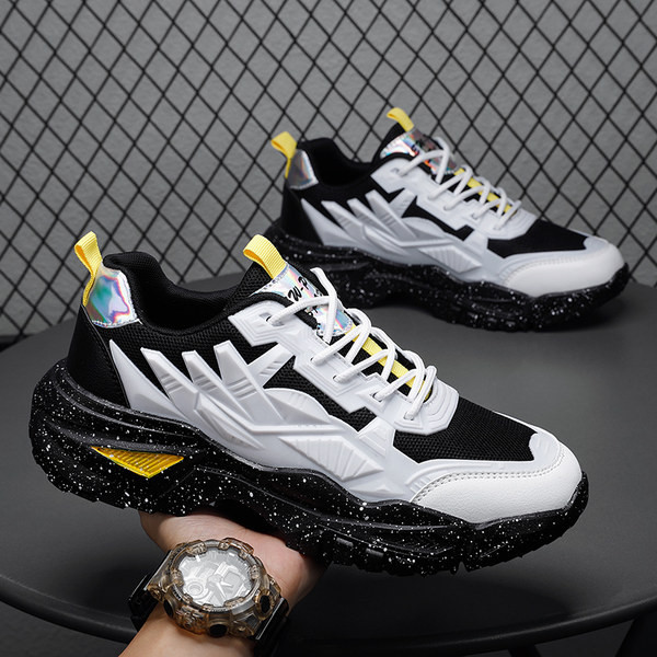 Мъжки спортни маратонки с груба подметка и връзки