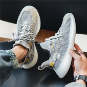 Kahes värvitoonis paeltega meeste tekstiilist tossud