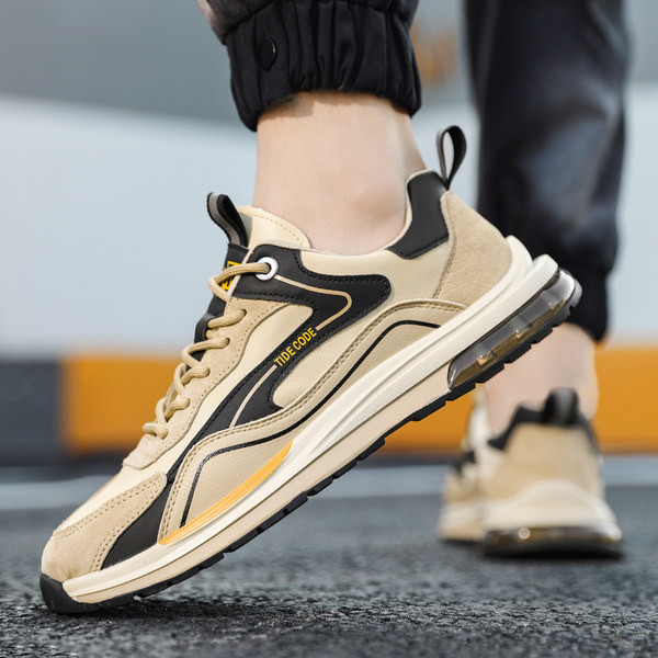 Õhukaameraga meeste tossud