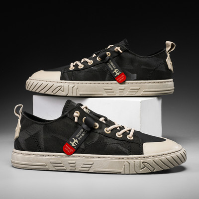 Ανδρικά sneakers από ύφασμα με επίπεδη σόλα