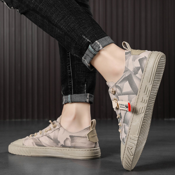 Lameda tallaga meeste tekstiilist tossud