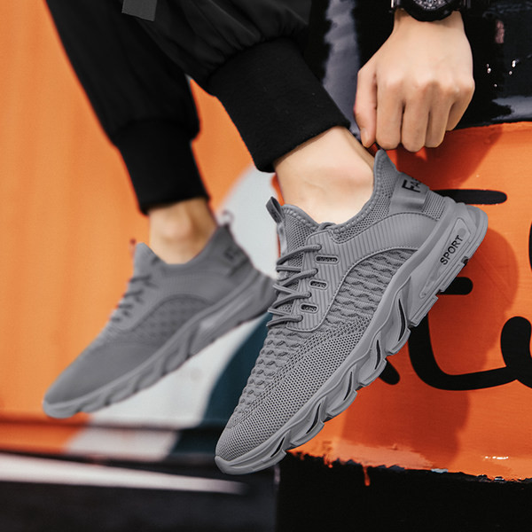 Hingavast kangast paeltega suvised tossud meestele