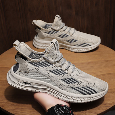 Ανδρικά αθλητικά sneakers από ύφασμα με κορδόνια και επιγραφή