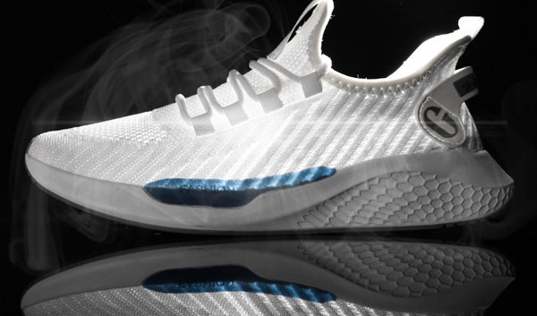 Tekstiilist tossud teksti ja lameda tallaga meestele