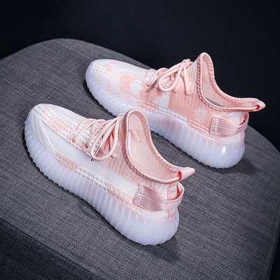 Uus mudel paeltega meeste võrktossud