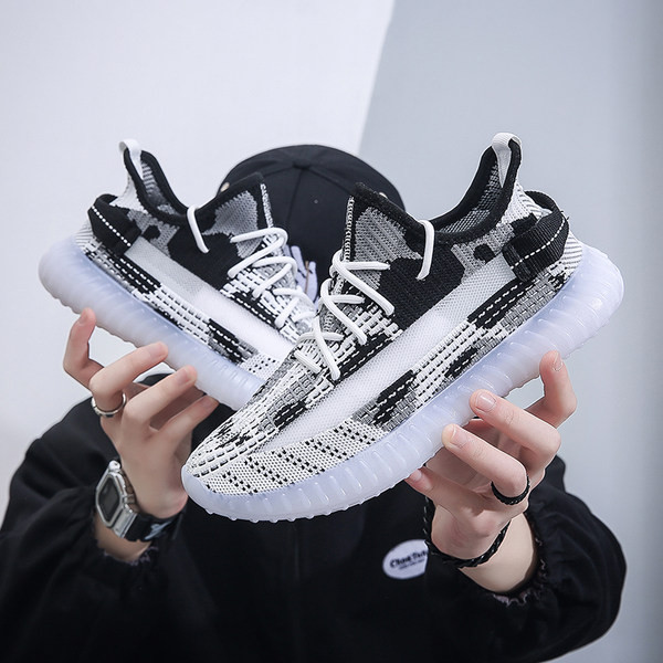 Uus mudel paeltega meeste võrktossud