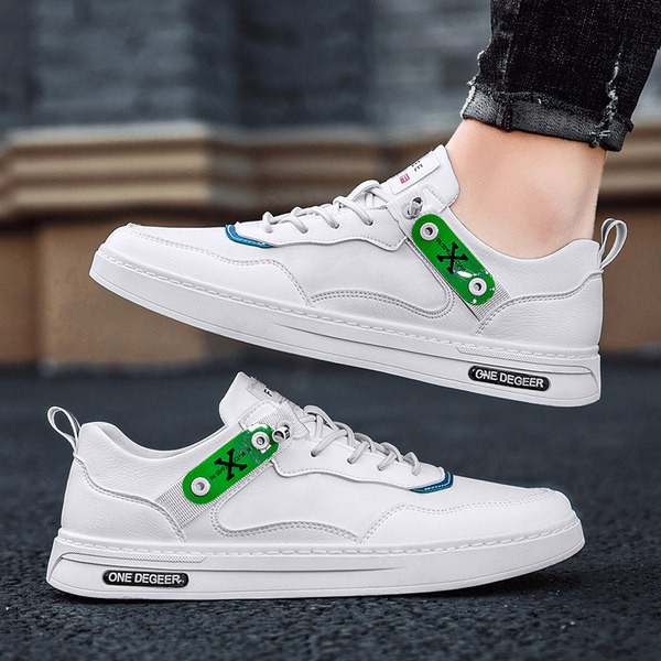 Lameda talla ja embleemiga nahast tossud