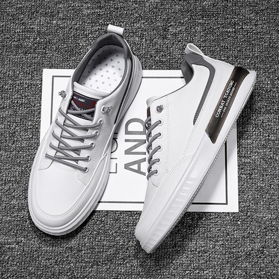 Lihtne mudel kunstnahast paeltega meeste tossud