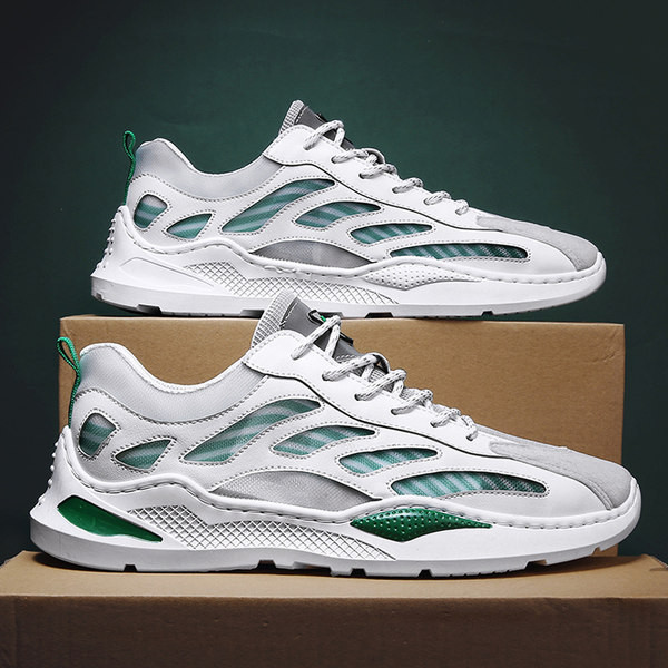 Moodsad kareda tallaga meeste tossud