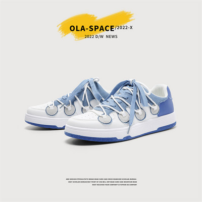 Ανδρικά sneakers με κορδόνια και επίπεδη σόλα