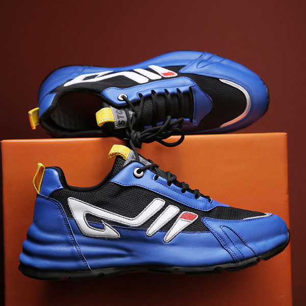 Sinise, valge ja musta värvi meeste sporditossud