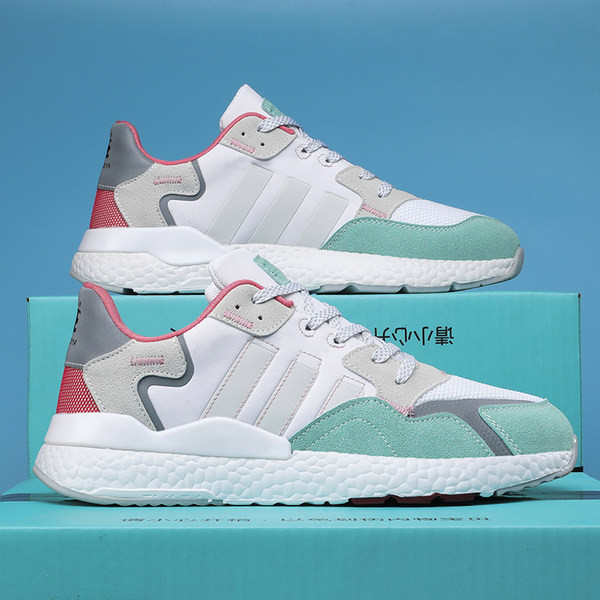 Adidasi sport barbati cu sireturi