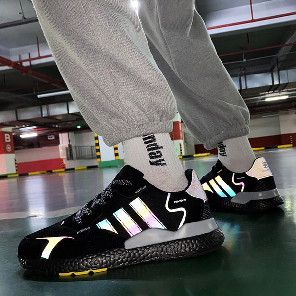 Adidasi sport barbati cu sireturi