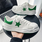 Mittestandardse tallaga meeste tossud