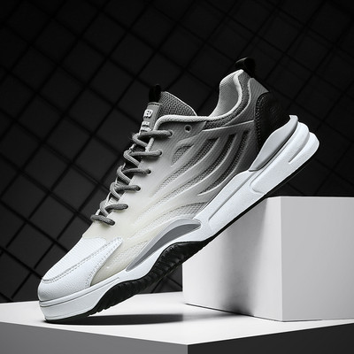 Paelte ja lameda tallaga meeste tossud – kahte värvi