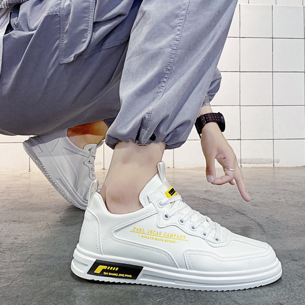 Lameda tallaga kunstnahast meeste tossud