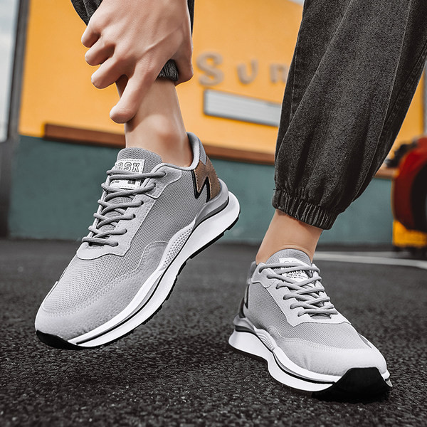 Võrguga meeste sporditossud - kolme värvi