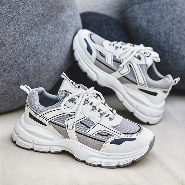 Kareda talla ja embleemiga tossud