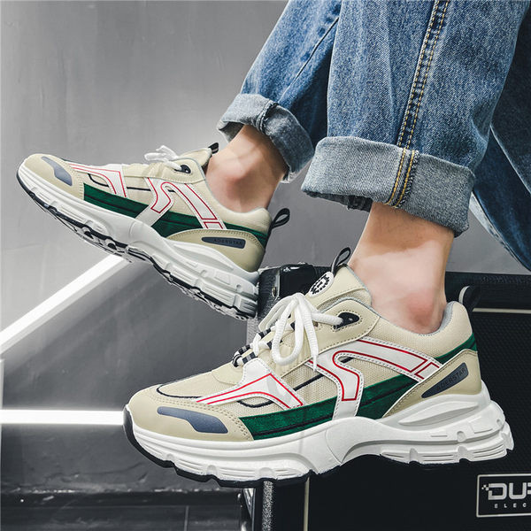 Kareda talla ja embleemiga tossud