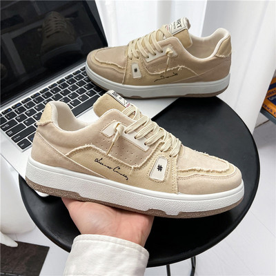 Lameda tallaga meeste tossude uus mudel - kolme värvi