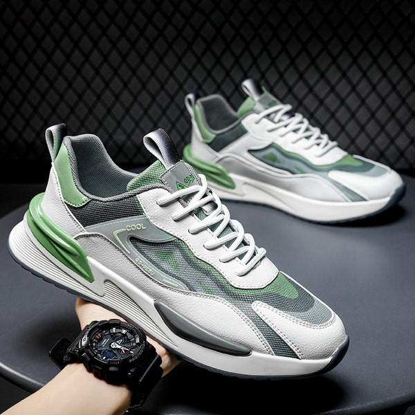 Sportimiseks sobivad meeste suvised hingavad tossud