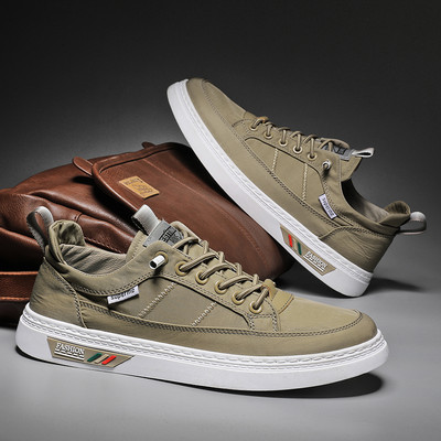 Lameda tallaga sportlikud meeste lõuendist tossud