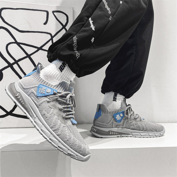 Igapäevased paeltega meeste tekstiilist tossud