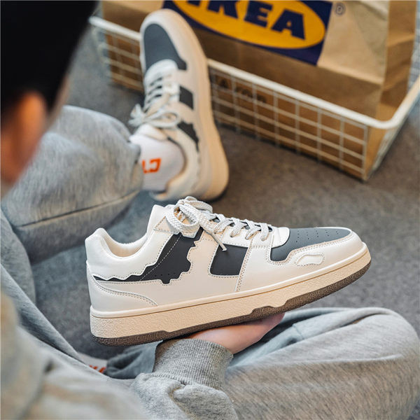 Perforeeritud ökonahast moodsad meeste tossud