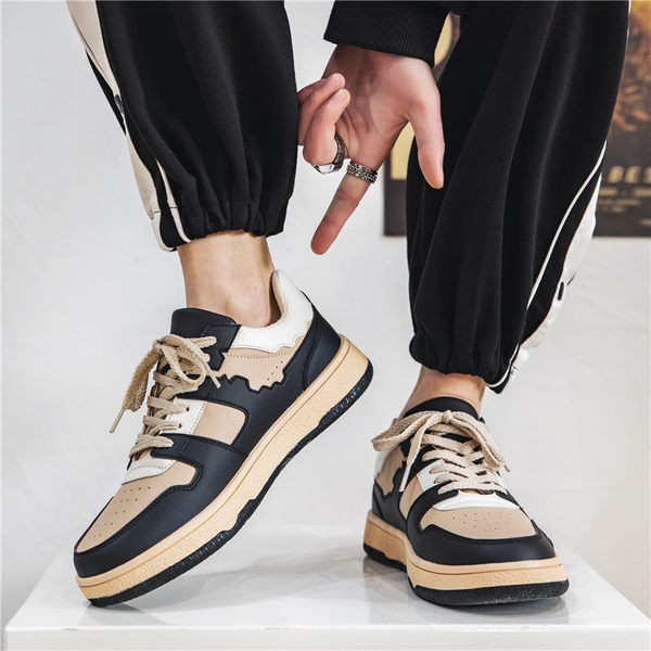 Perforeeritud ökonahast moodsad meeste tossud