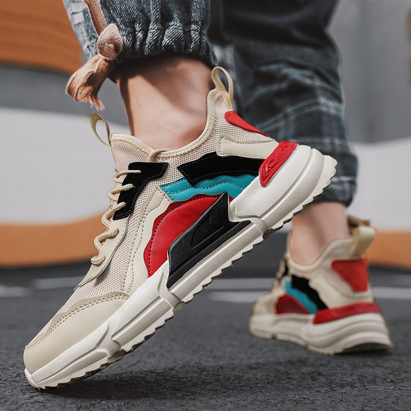 Moodsad ökonahast ja tekstiilist meeste tossud