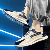 Meeste hingavad tossud kirja ja lameda tallaga